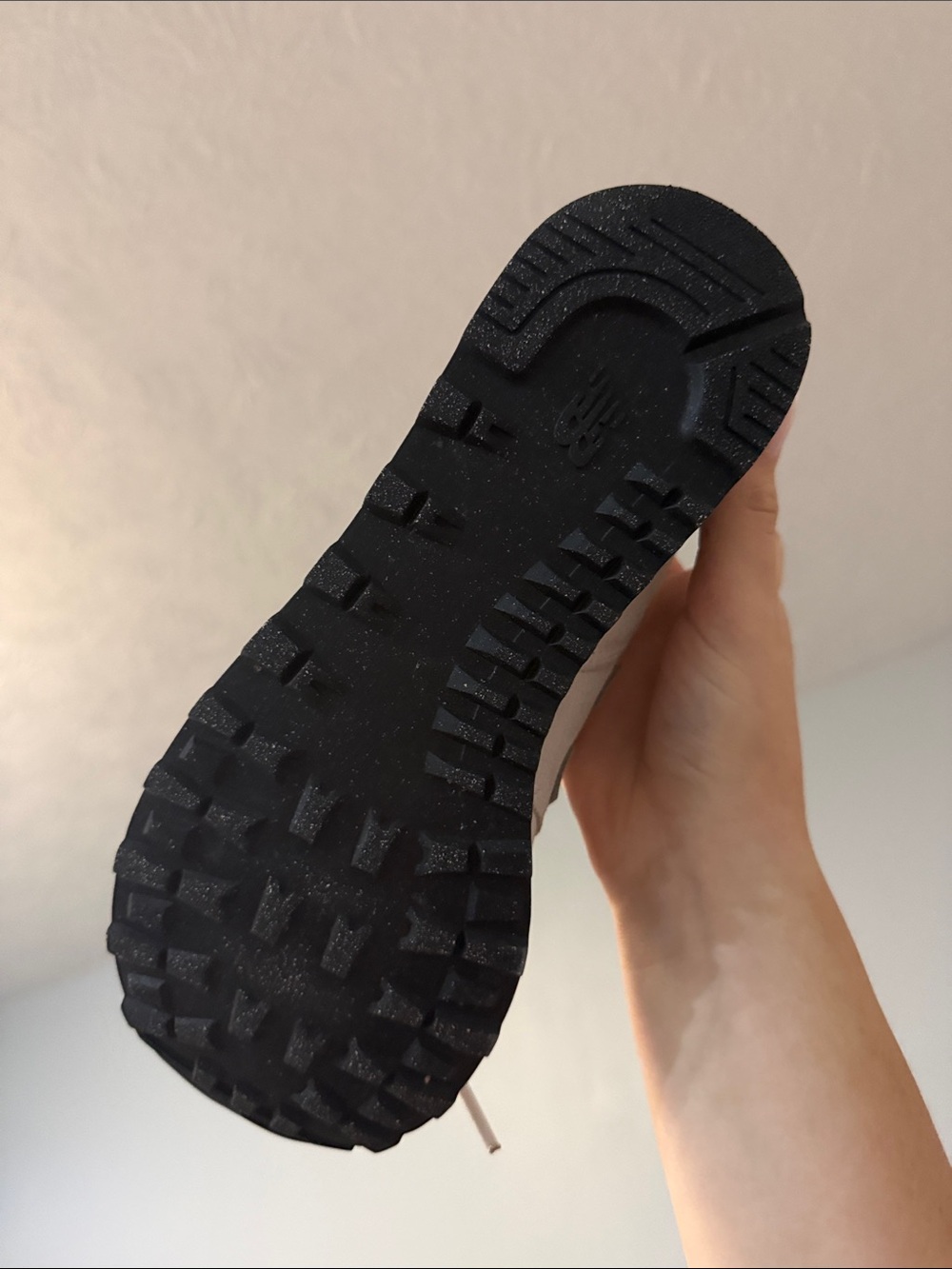 New Balance Women's 574 Shoes - Picture 6 of 8